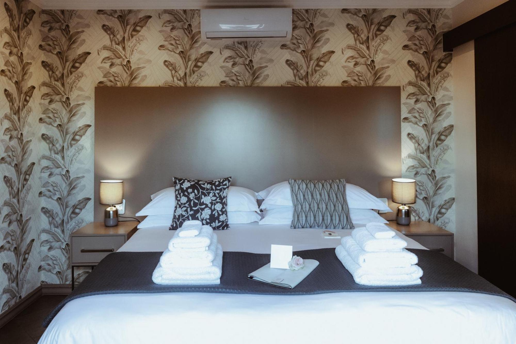 The Feather Hill Boutique Hotel Potchefstroom Exterior foto